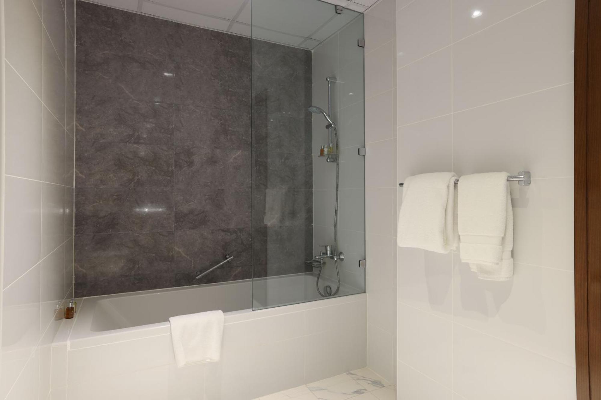 Visionary Vista: 2br Al Habtoor